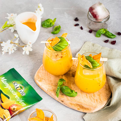 Bild Mango-Cranberry-Spritz mit Basilikum