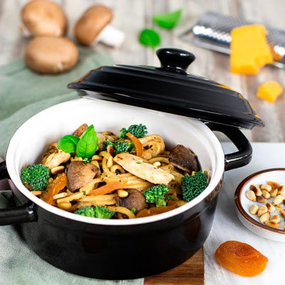 Bild One-Pot-Pasta mit Hähnchen, Champignons und Brokkoli